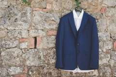 groomdress-destinationwedding-tuscany-ndg